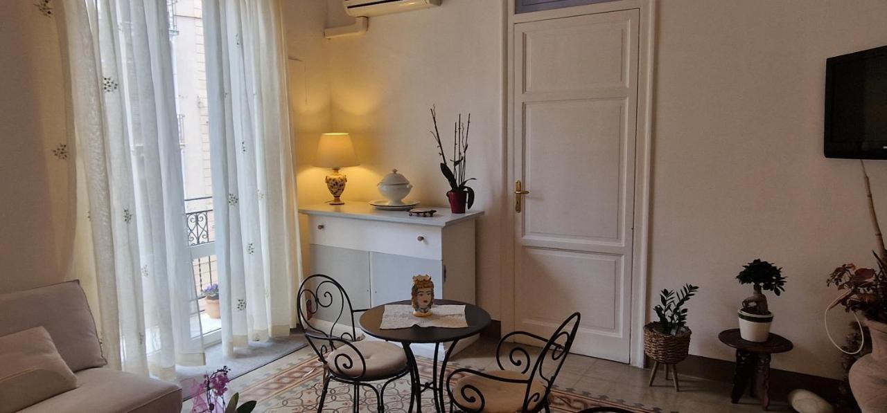 Hotel Eureka à Palerme Extérieur photo