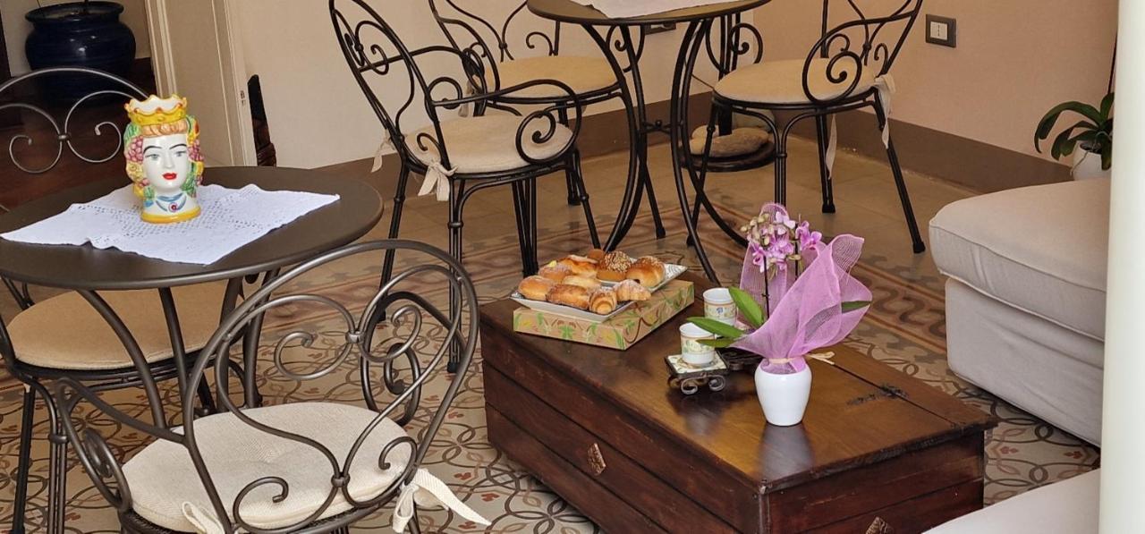 Hotel Eureka à Palerme Extérieur photo