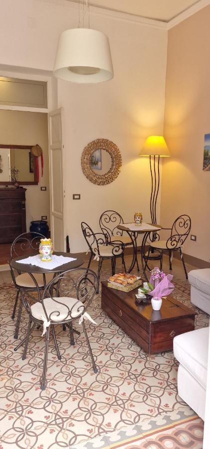Hotel Eureka à Palerme Extérieur photo